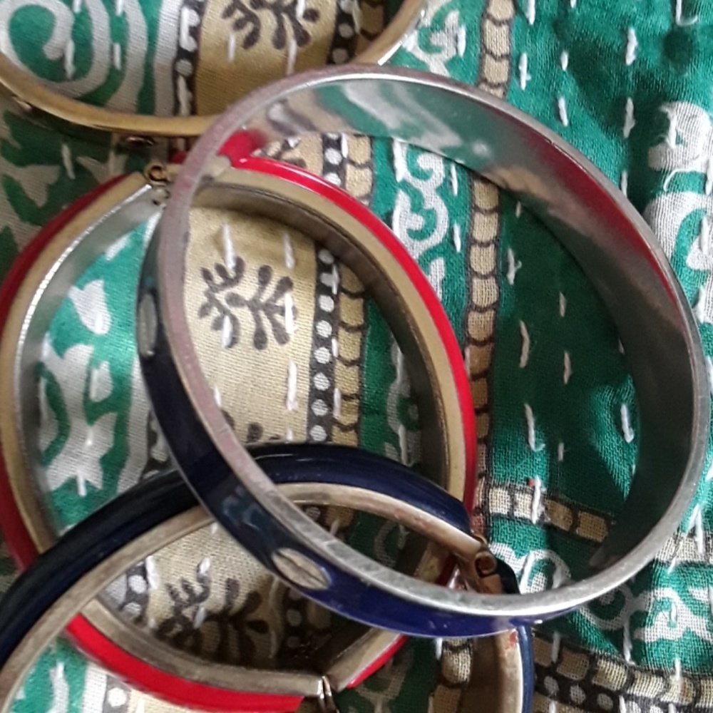 vintage bangles - Picture 5 of 5